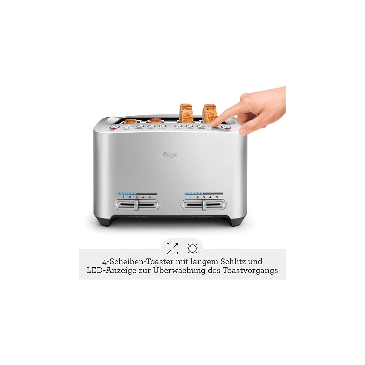 Tapane argento a 4 fette con fessure lunghe e display a LED, mentre una mano preme un pulsante.
