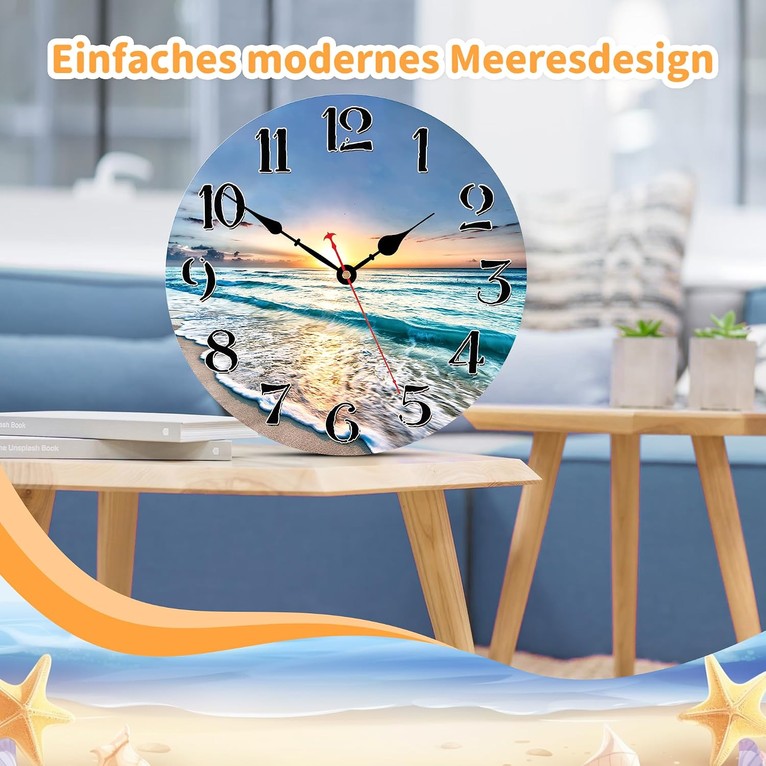 Wanduhr mit Meeresmotiv auf einem Tisch in einem Raum.