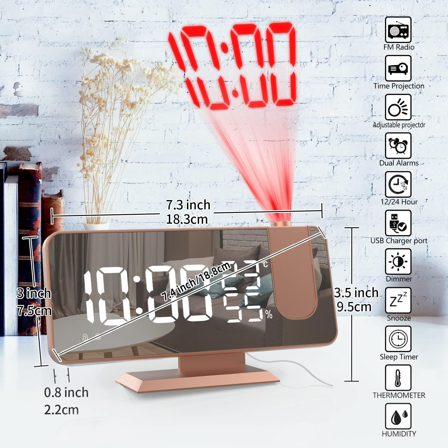 Roségoldener Projektionswecker mit Uhrzeitanzeige an Wand und Display, Maßen und Funktionssymbolen.