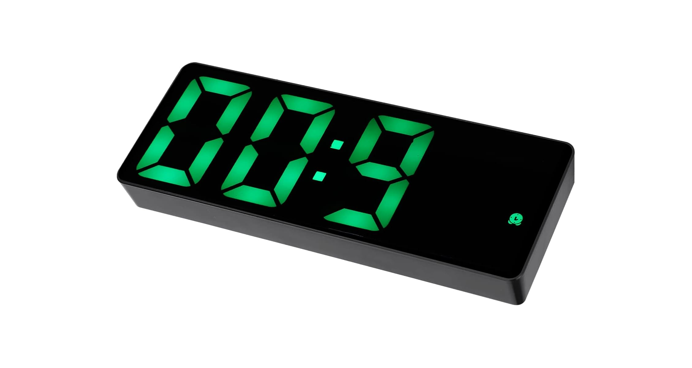 Eine schwarze Digitaluhr mit hellgrüner LED-Anzeige zeigt die Zeit 00:09 auf weißem Hintergrund.