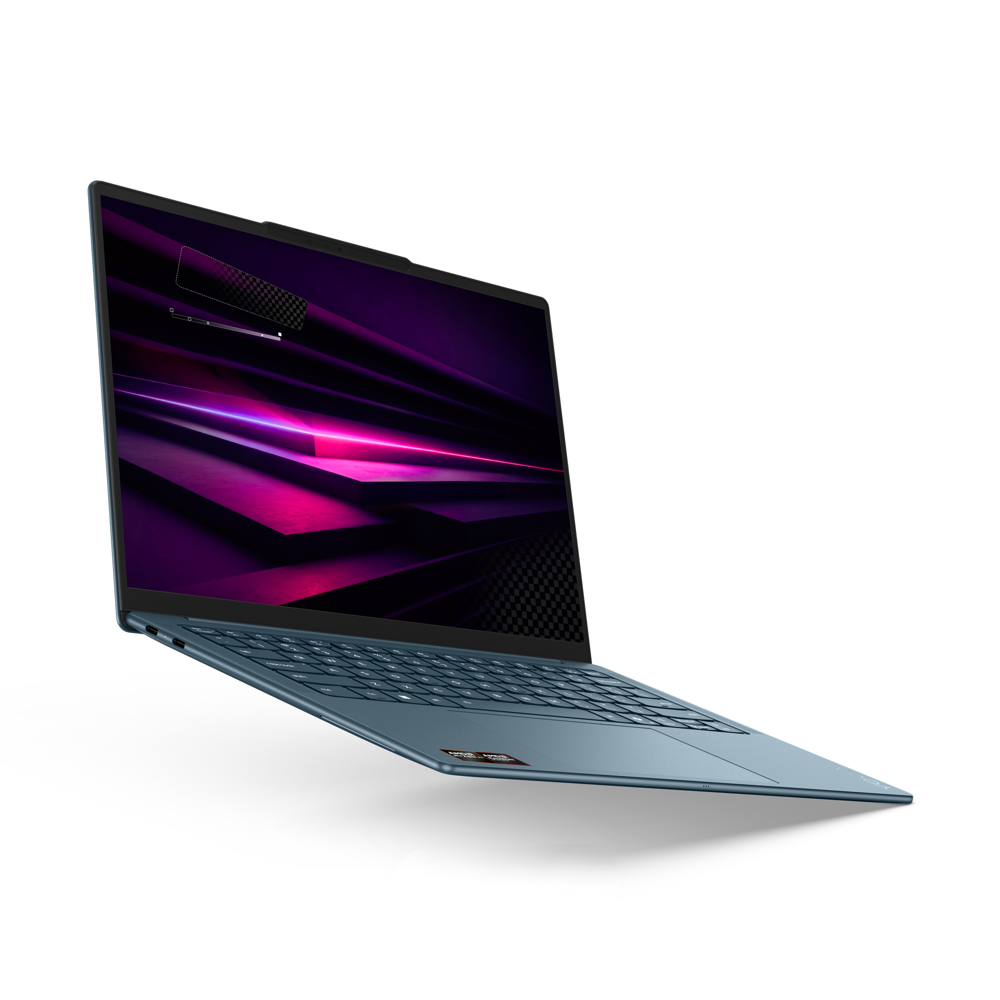 Ein schlanker, dunkelblauer Laptop schwebt schräg vor weißem Hintergrund und zeigt ein lebendiges lila-pinkes Wallpaper.