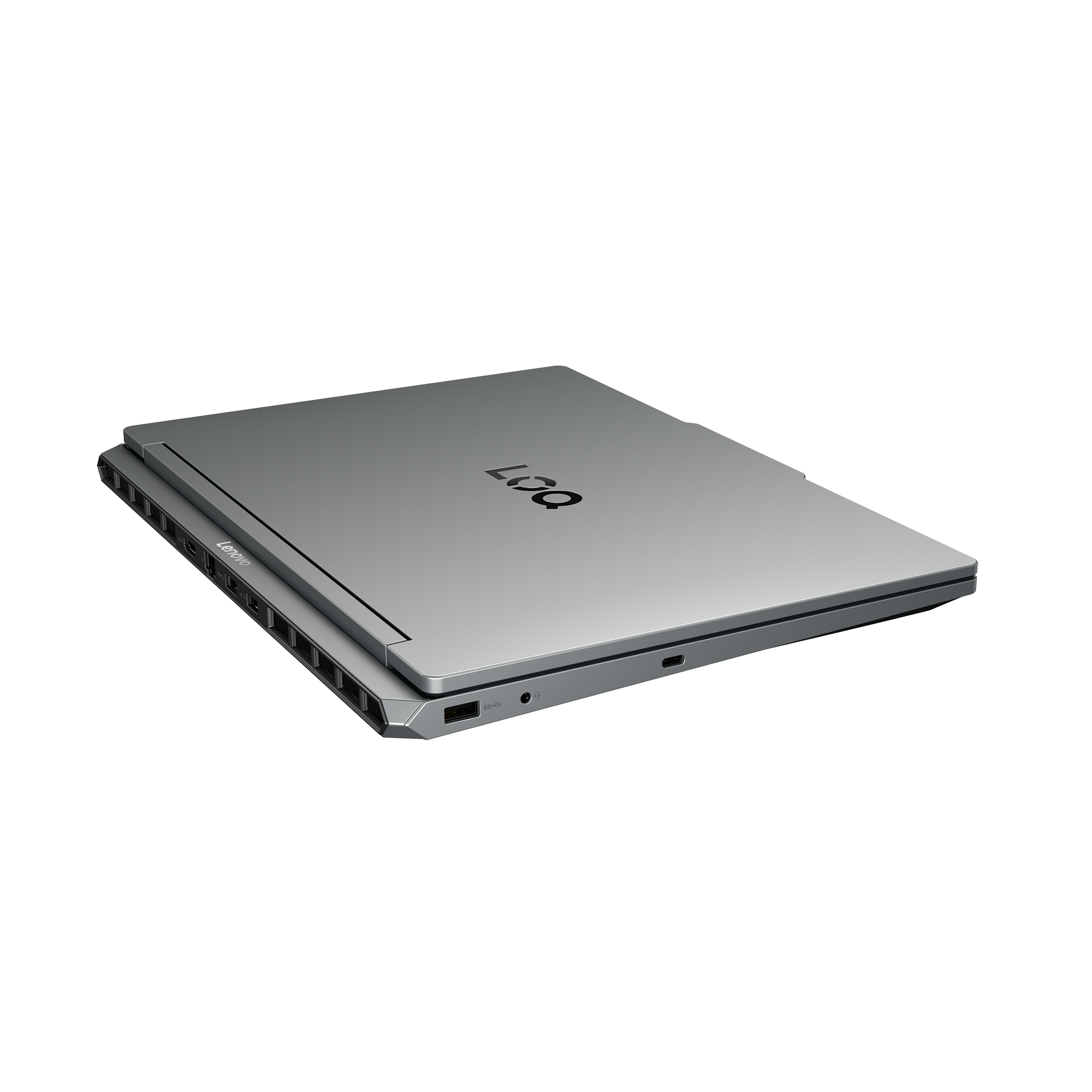 Ein geschlossener grauer Lenovo LOQ Laptop auf weißem Hintergrund mit sichtbaren Anschlüssen an der Seite.