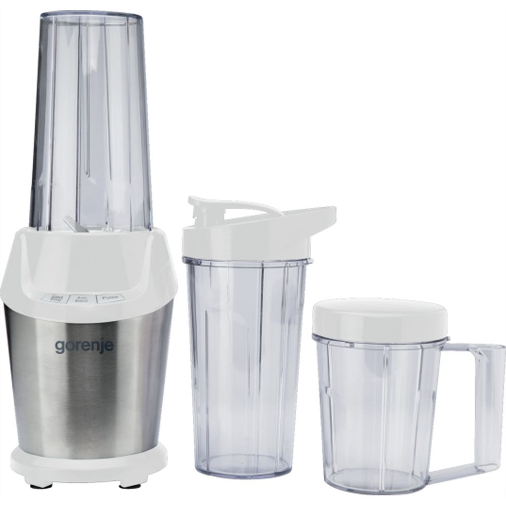 Un frullatore Gorenje argento e bianco con due tazze extra su sfondo bianco.