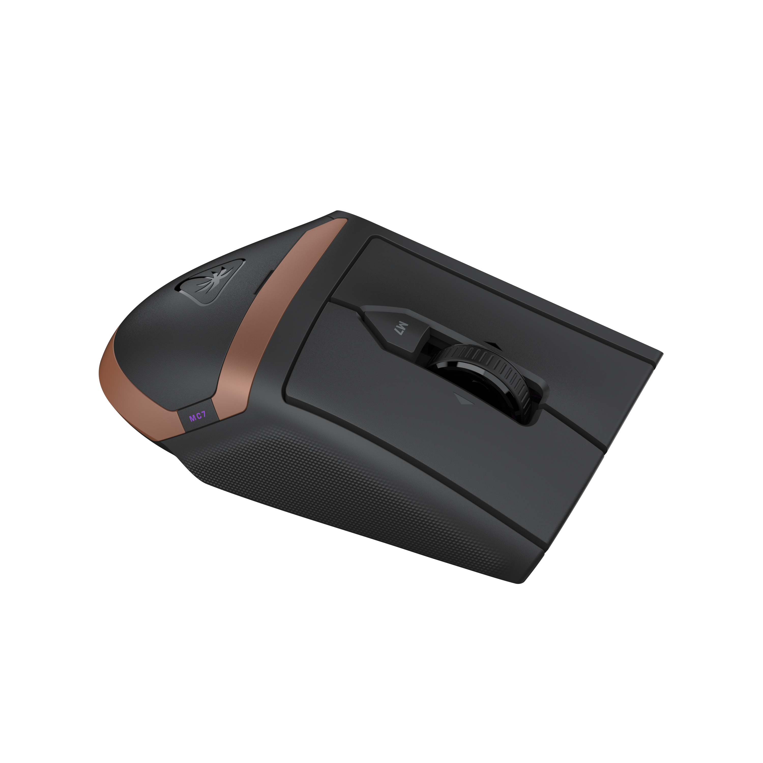 Eine schwarze und kupferfarbene Gaming-Maus mit Daumentaste und Scrollrad auf schwarzem Hintergrund.