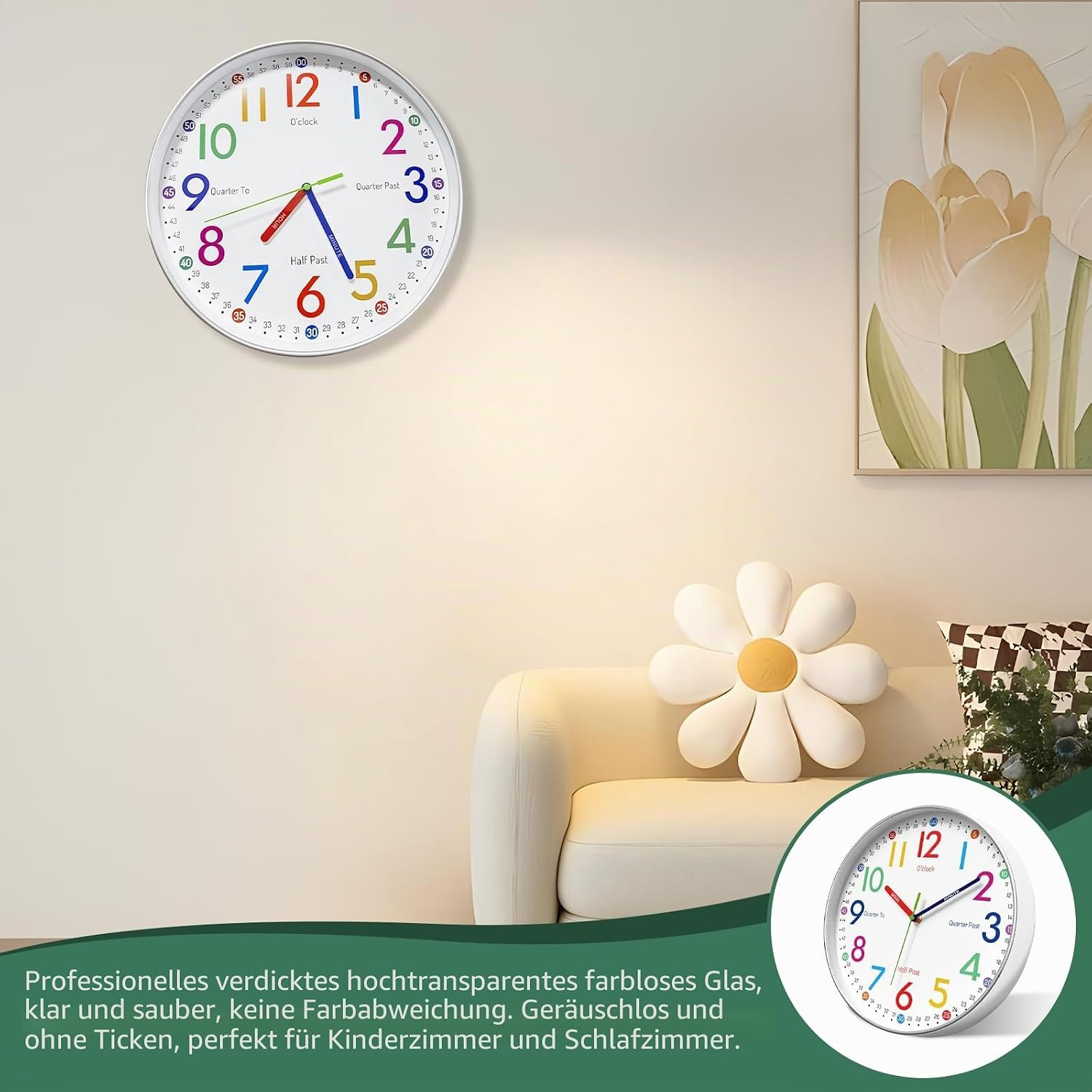 Bunte Wanduhr mit bunten Zahlen, eine Blümchenkissen und ein Tulpenbild hängen in einem hellen Zimmer.