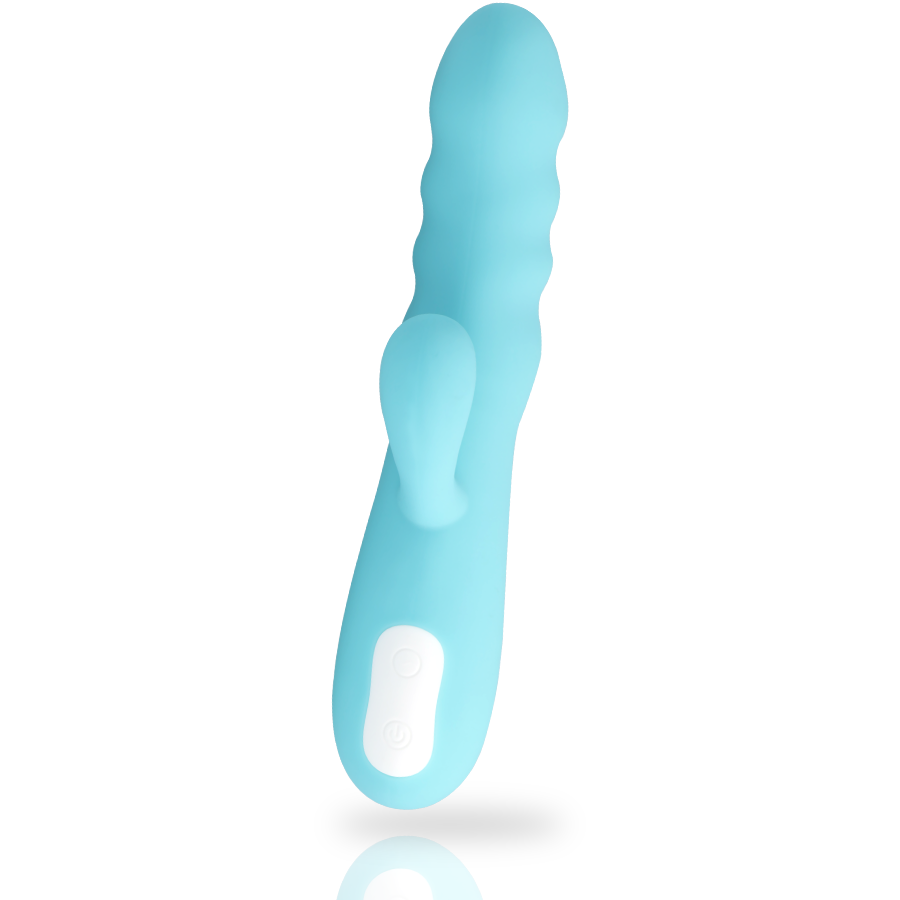 Ein hellblaues Silikon-Dual-Stimulationsvibrator auf weißem Hintergrund mit Reflexion.