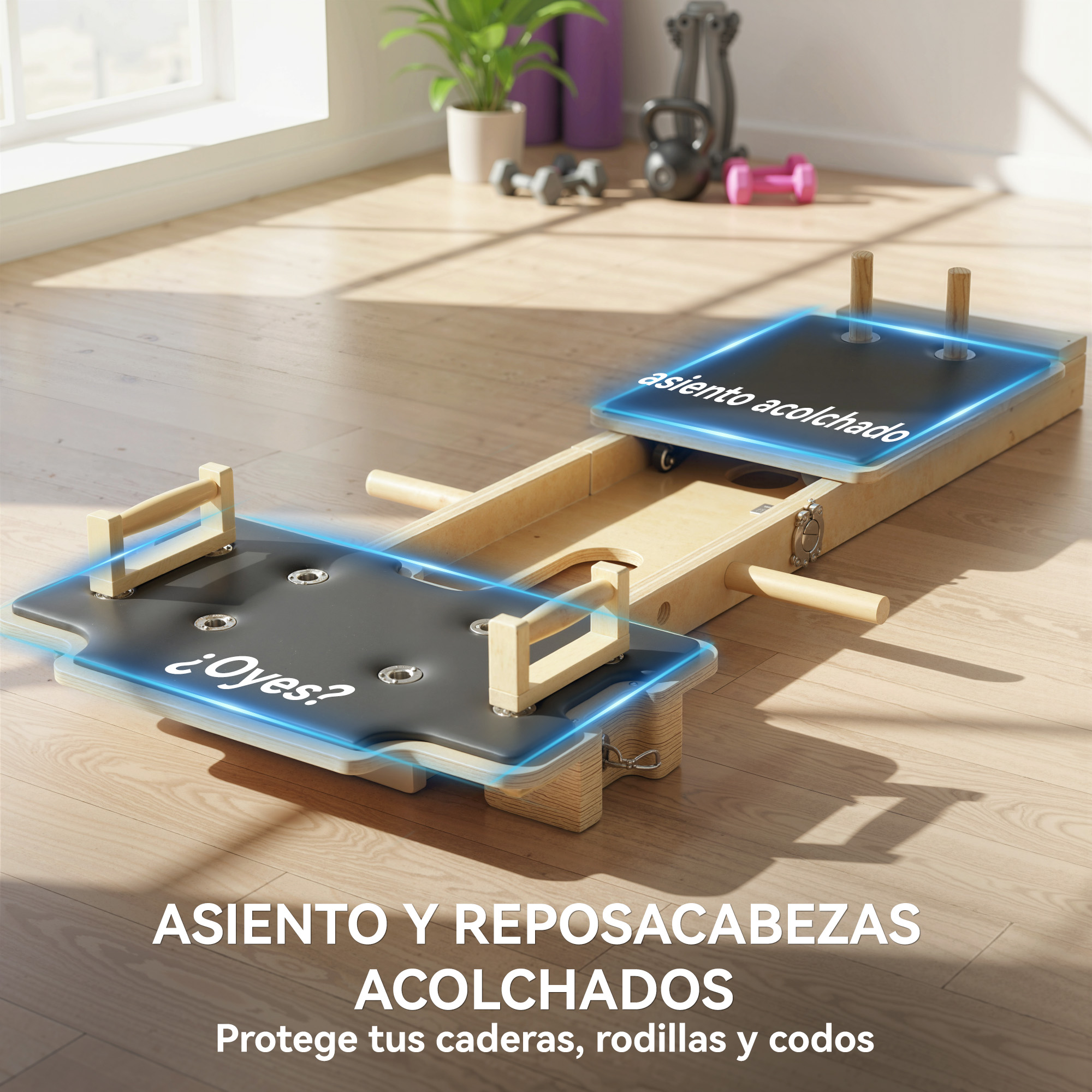 Una máquina de pilates en suelo de madera con texto en español destacando asientos y reposacabezas acolchados.