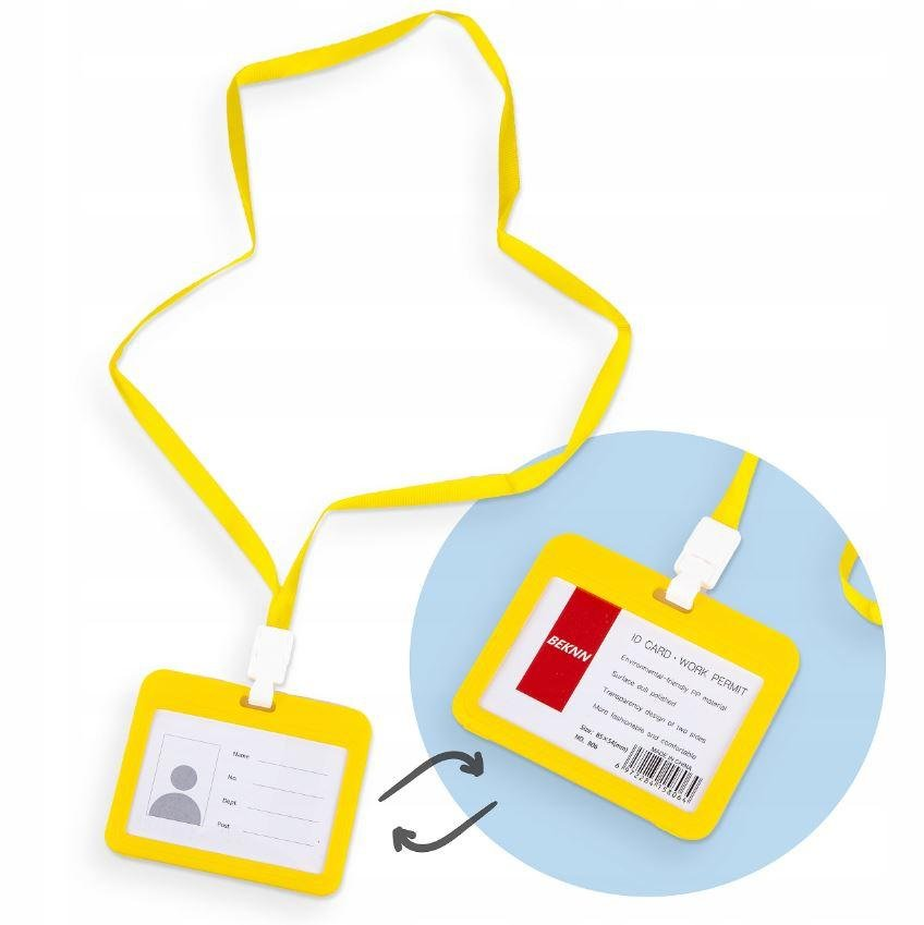 Un portatarjetas de identificación amarillo con cordón sobre fondo blanco y detalle circular azul.