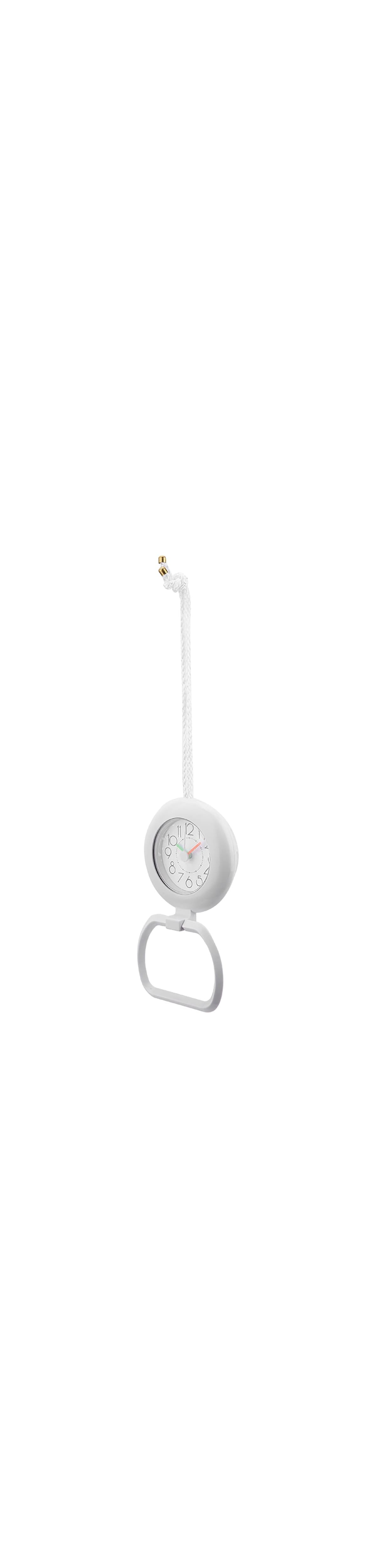 Eine weiße Taschenuhr mit einem hängenden Seil auf weißem Hintergrund.