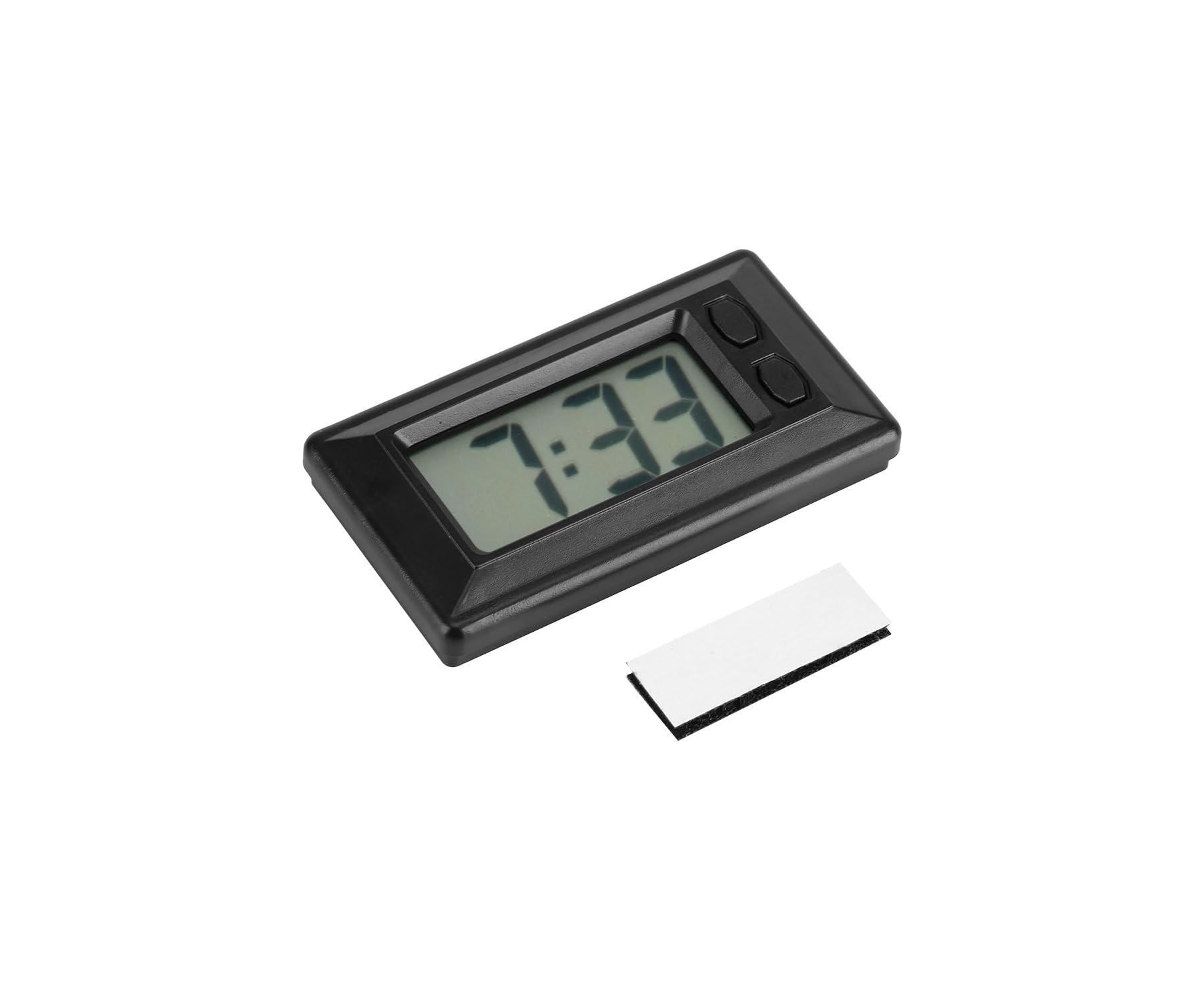 Eine kleine schwarze Digitaluhr mit LCD-Display und Klebestreifen auf weißem Hintergrund.
