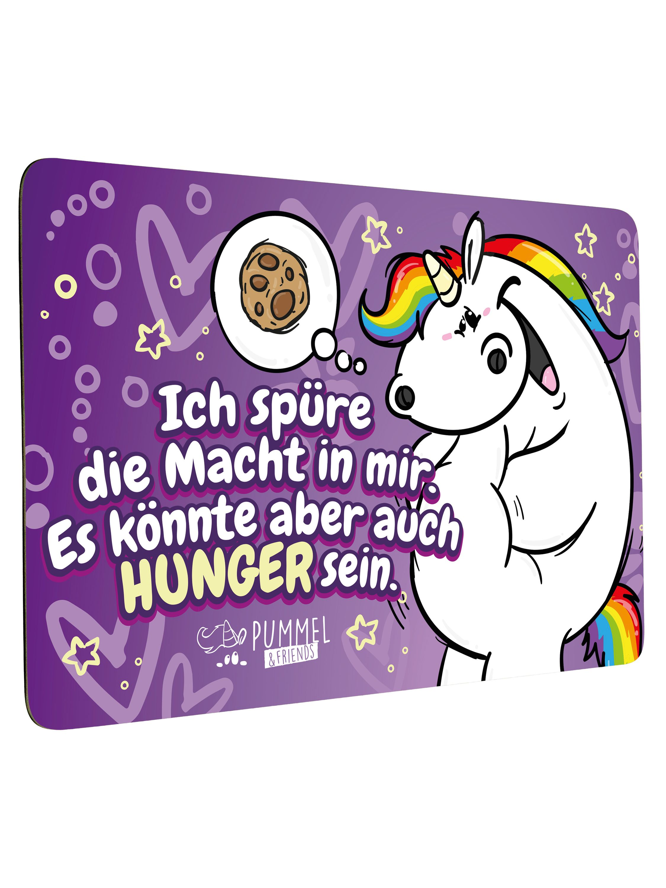 Ein lila Schild mit einem süßen Einhorn, das an einen Keks denkt, und deutschem Text über Hunger.