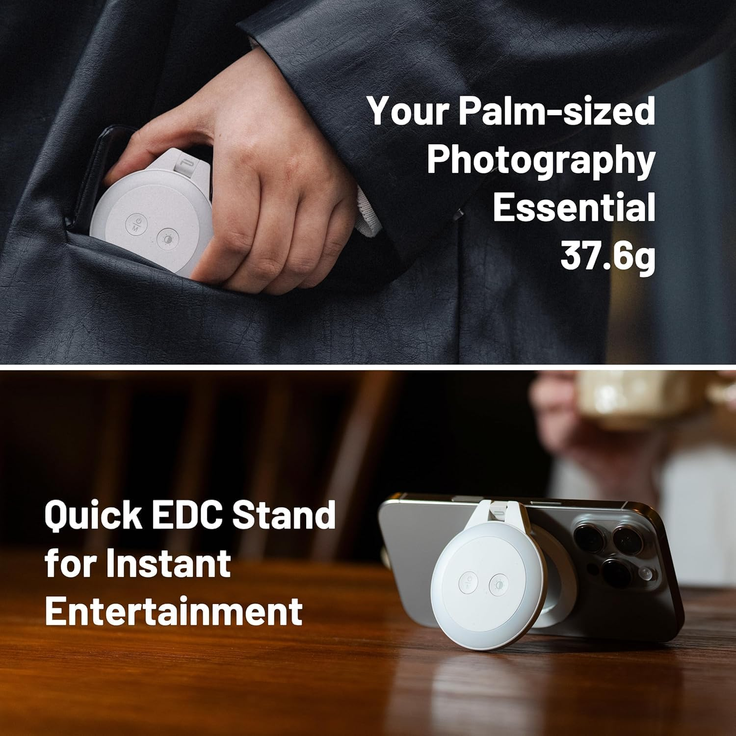 Hand hält kompaktes weißes Gadget; unten ein Smartphone mit Halterung auf einem Tisch.