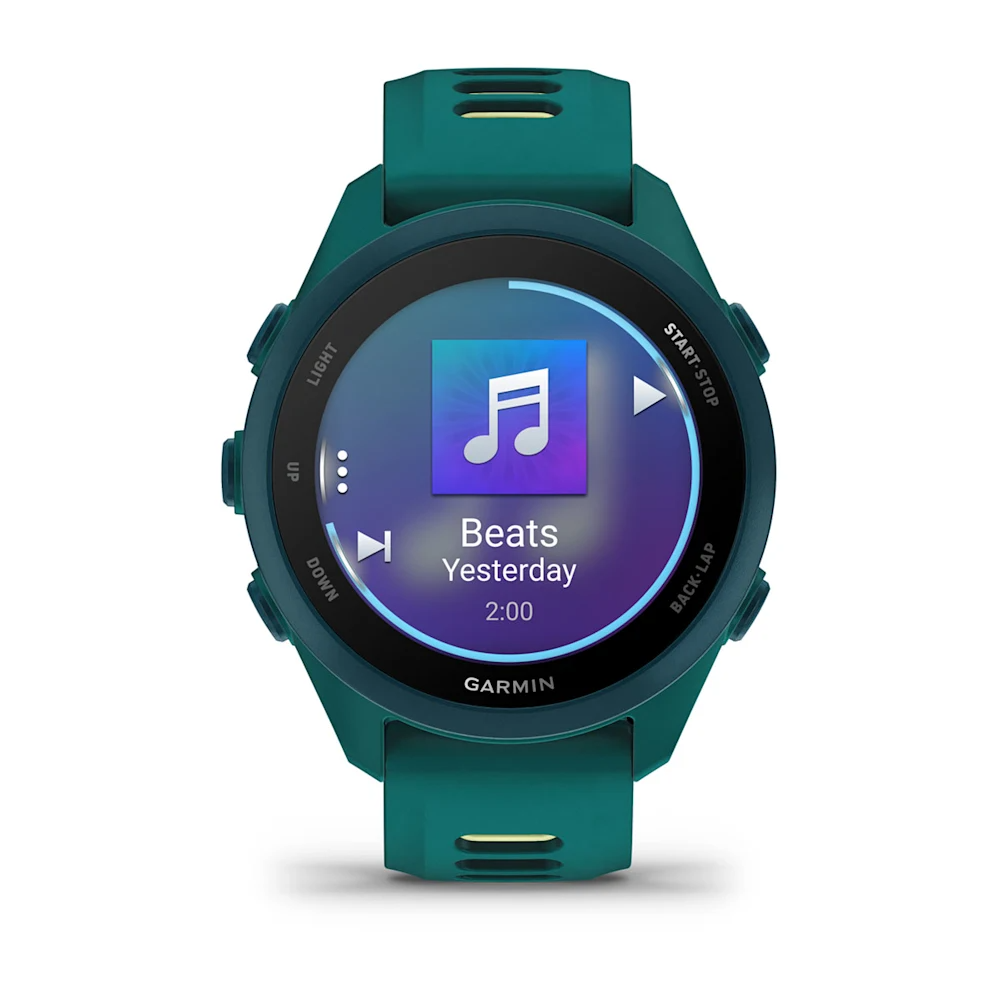 Ekranında müzik kontrolleri bulunan camgöbeği rengi Garmin akıllı saat.