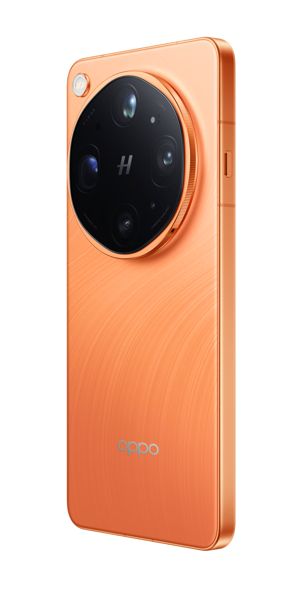 Rückseite eines orangefarbenen Smartphones mit großem runden Kameramodul auf schwarzem Hintergrund.