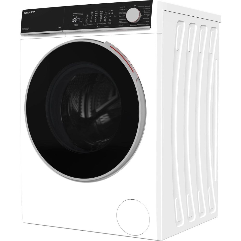 Un lave-linge Sharp blanc avec panneau de commande noir et grande porte sur fond blanc.