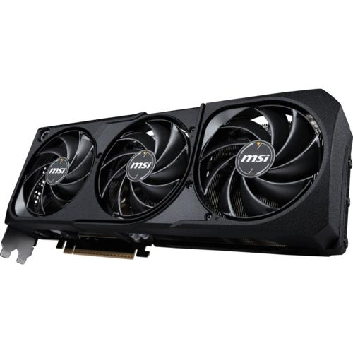 Beyaz arka planda üç soğutma fanlı siyah MSI grafik kartı.
