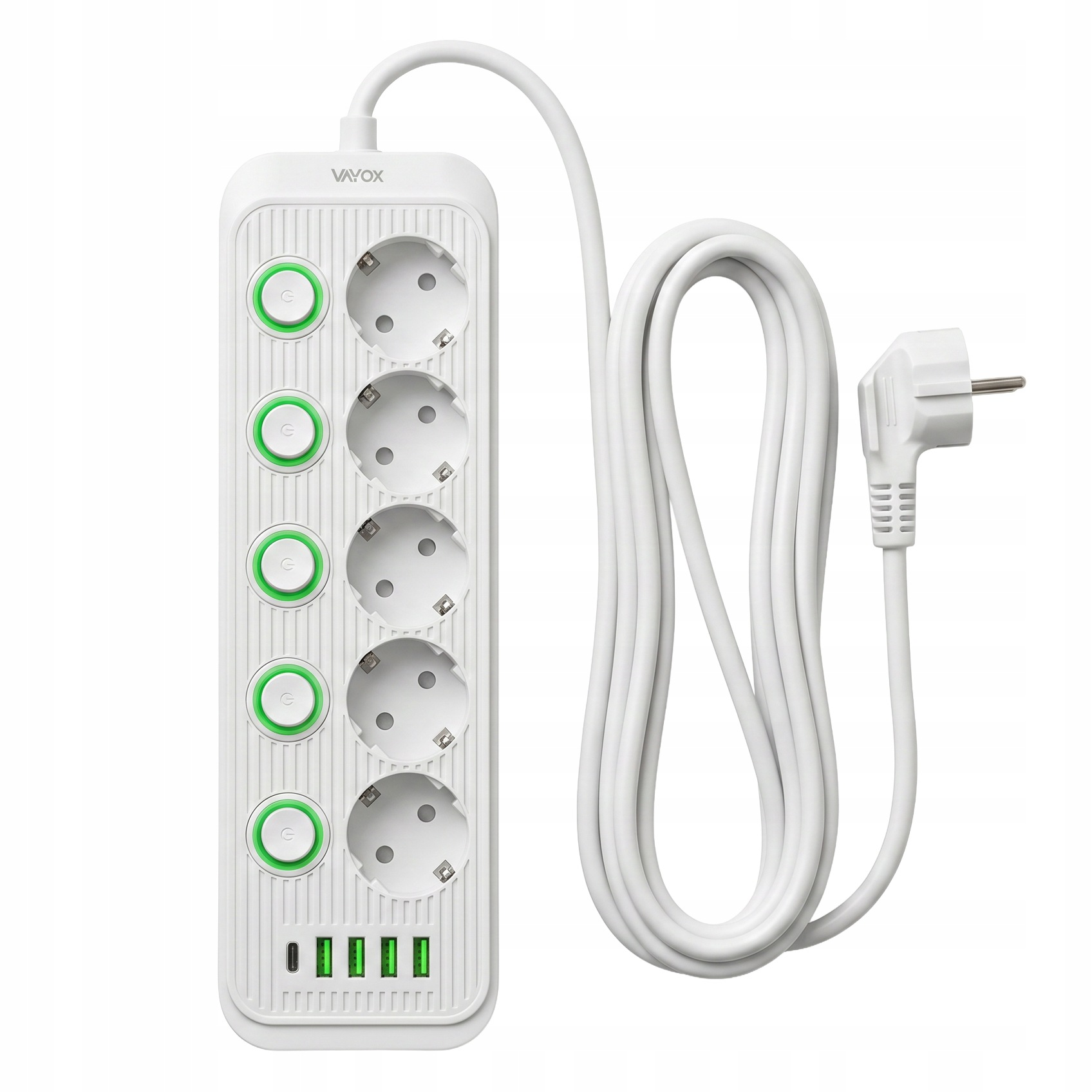 Biała listwa zasilająca z pięcioma gniazdami, zielonymi wyłącznikami, portami USB i długim kablem na białym tle.