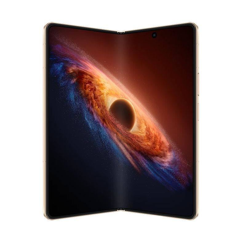 Uno smartphone apribile che mostra uno sfondo colorato di galassia sullo schermo.