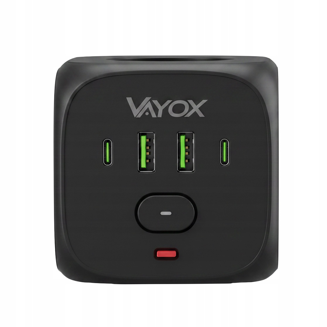 Egy fekete Vayox kocka töltő két USB-C és két USB-A porttal, egy kerek bekapcsológombbal és egy piros jelzőfénnyel.