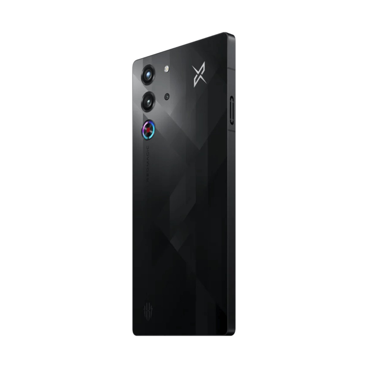 Rückseite eines schwarzen Smartphones mit vertikaler Dreifachkamera und Logo auf weißem Grund.