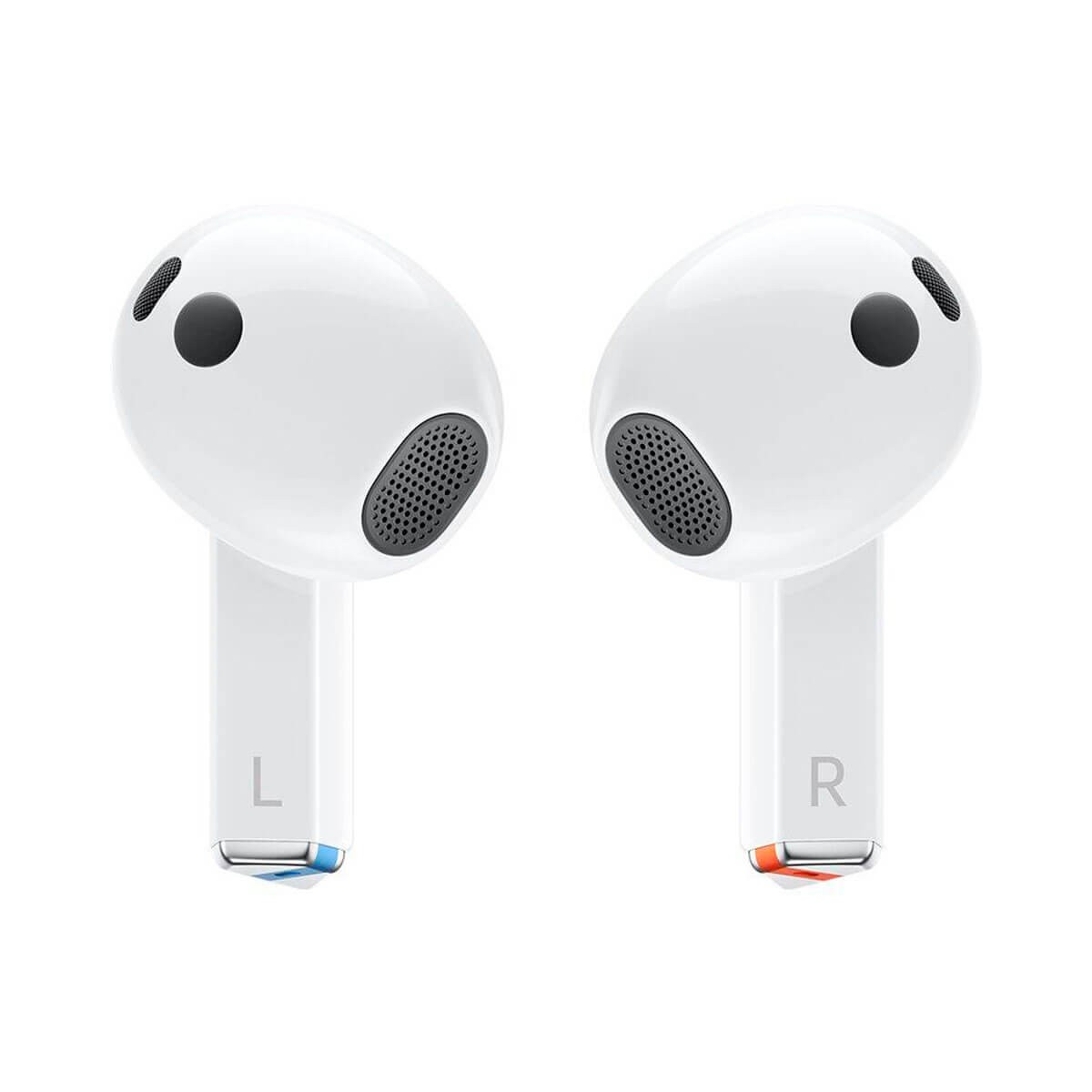 Due auricolari wireless bianchi con contrassegni L e R su sfondo bianco.