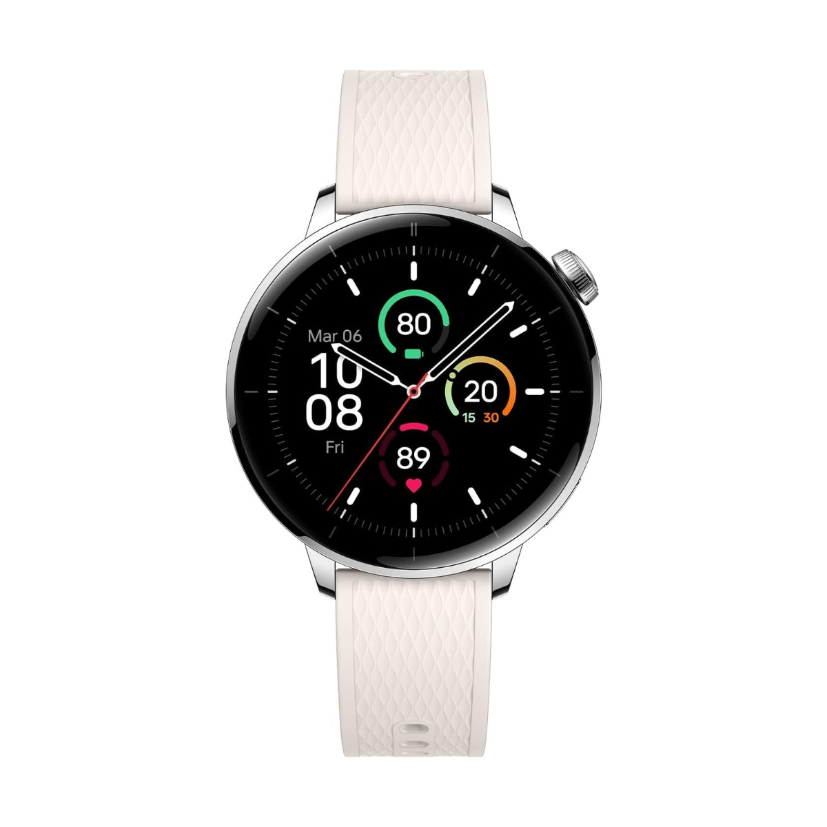 Uno smartwatch argentato con quadrante digitale nero e cinturino bianco testurizzato.