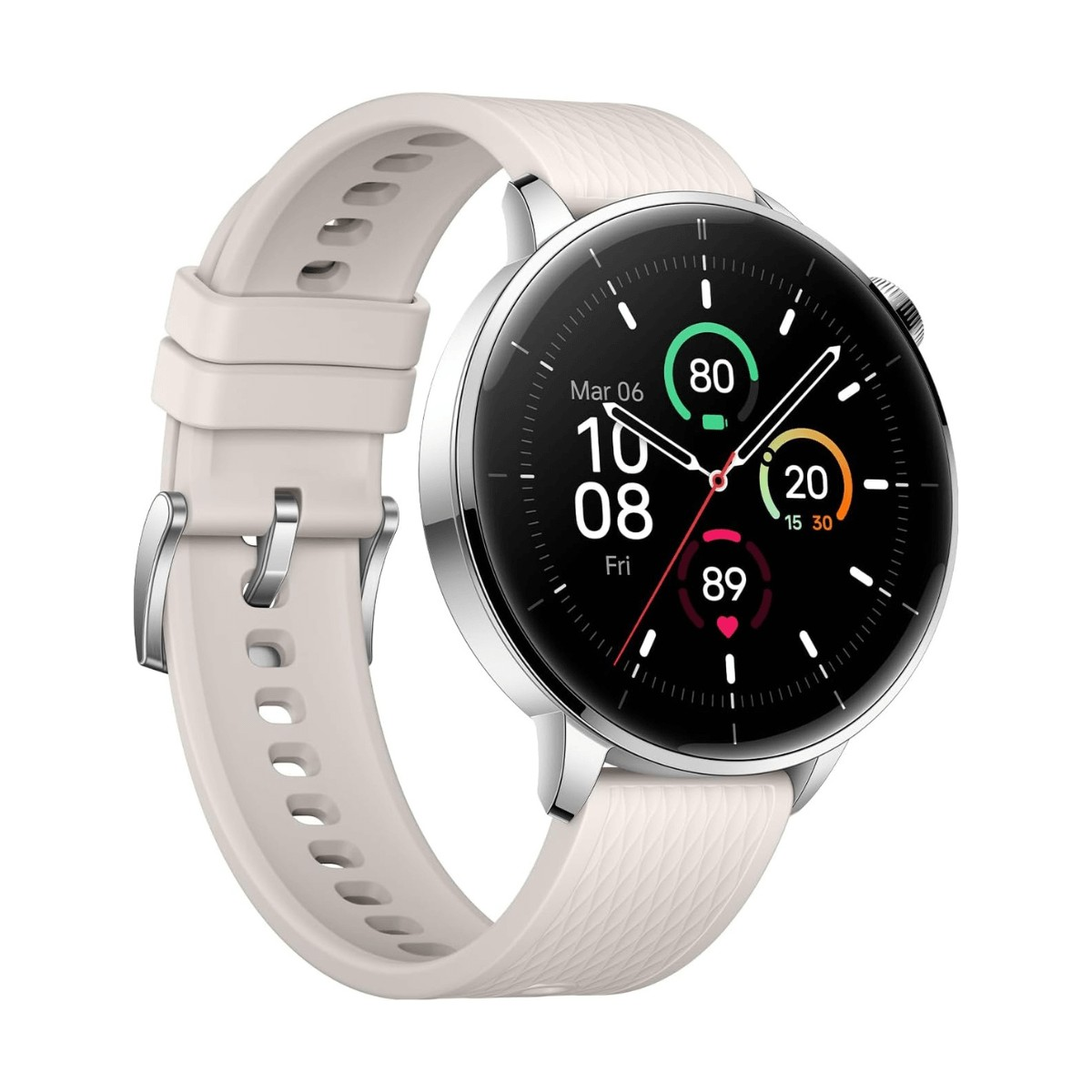 Un elegante smartwatch con cassa argento e cinturino in silicone grigio chiaro su sfondo bianco.