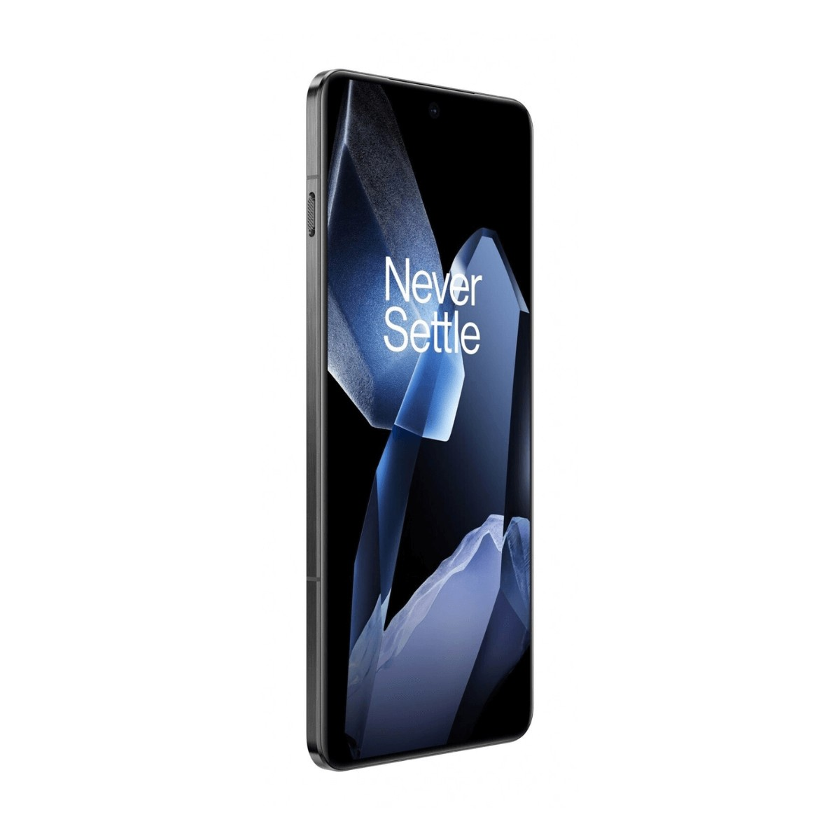 Uno smartphone nero con la scritta Never Settle sul display blu su sfondo bianco.