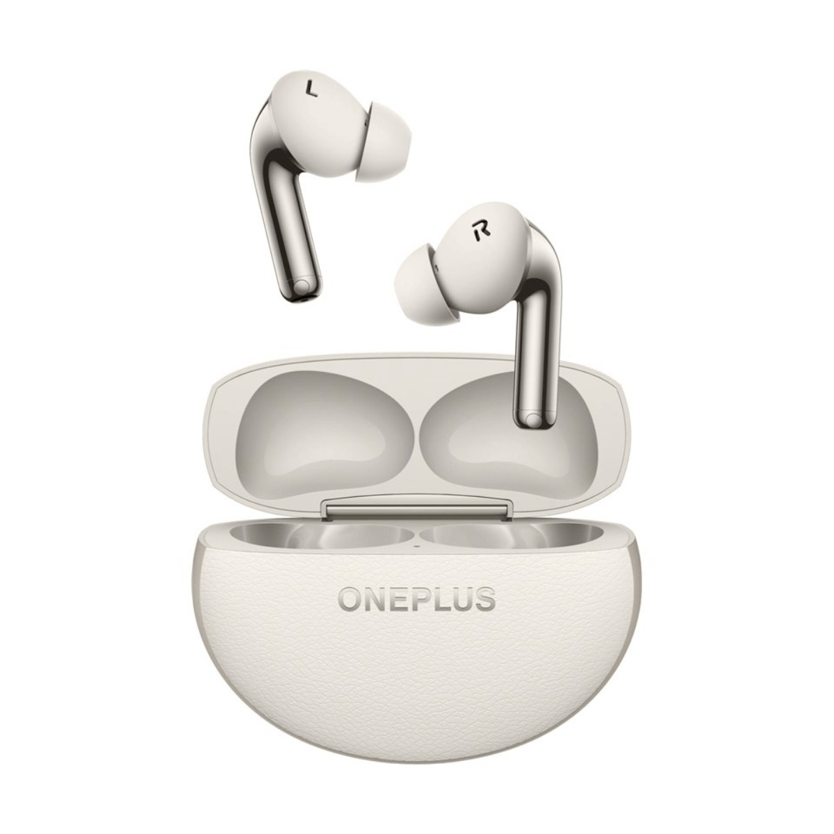 Auriculares OnePlus blancos con tallos cromados flotan sobre su estuche de carga abierto en un fondo blanco.