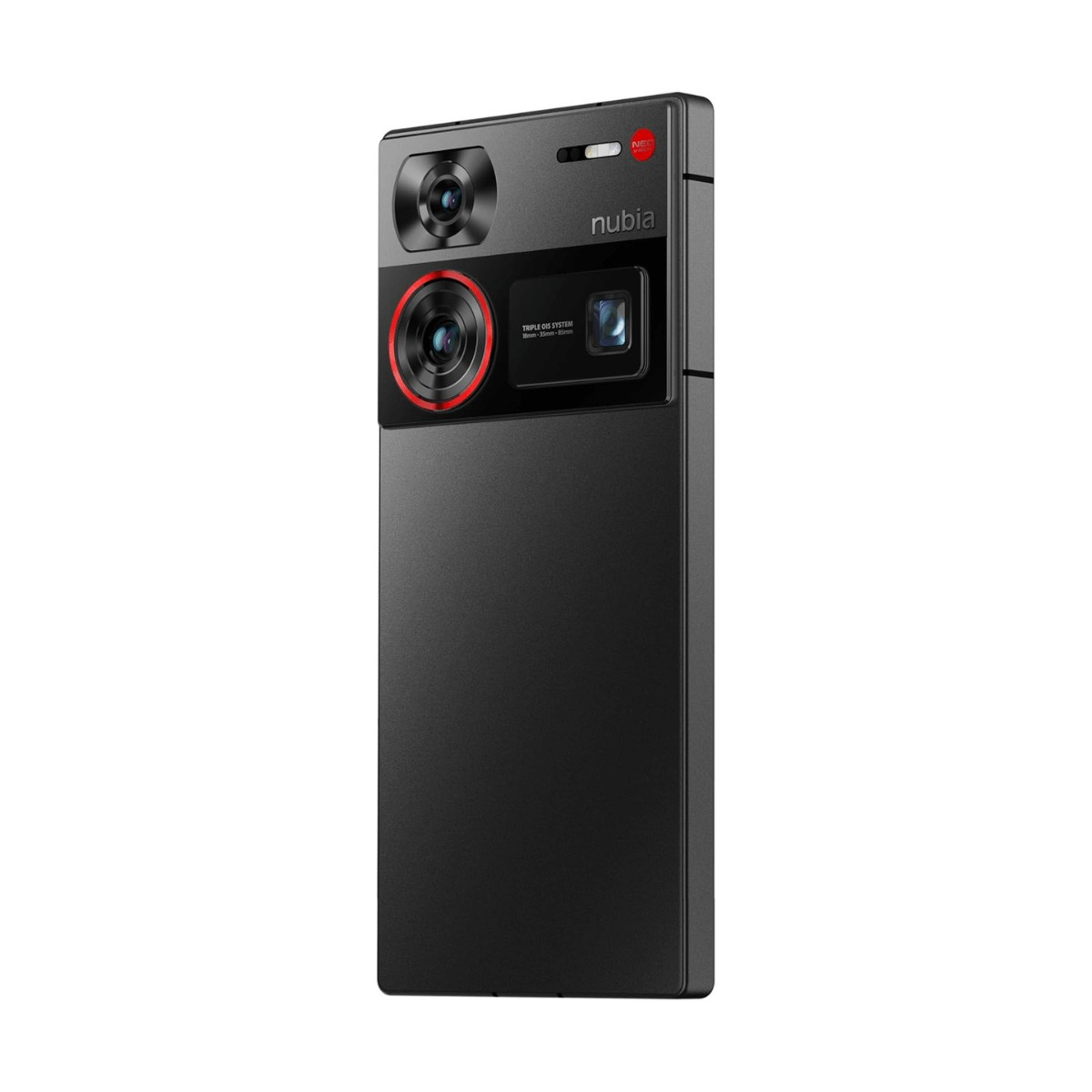 Tył czarnego smartfona Nubia z potrójnym aparatem, czerwonym pierścieniem i logo Nubia.