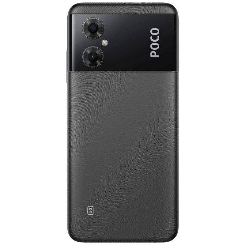 Parte trasera de un smartphone Poco negro con módulo de doble cámara y el logotipo de Poco arriba.