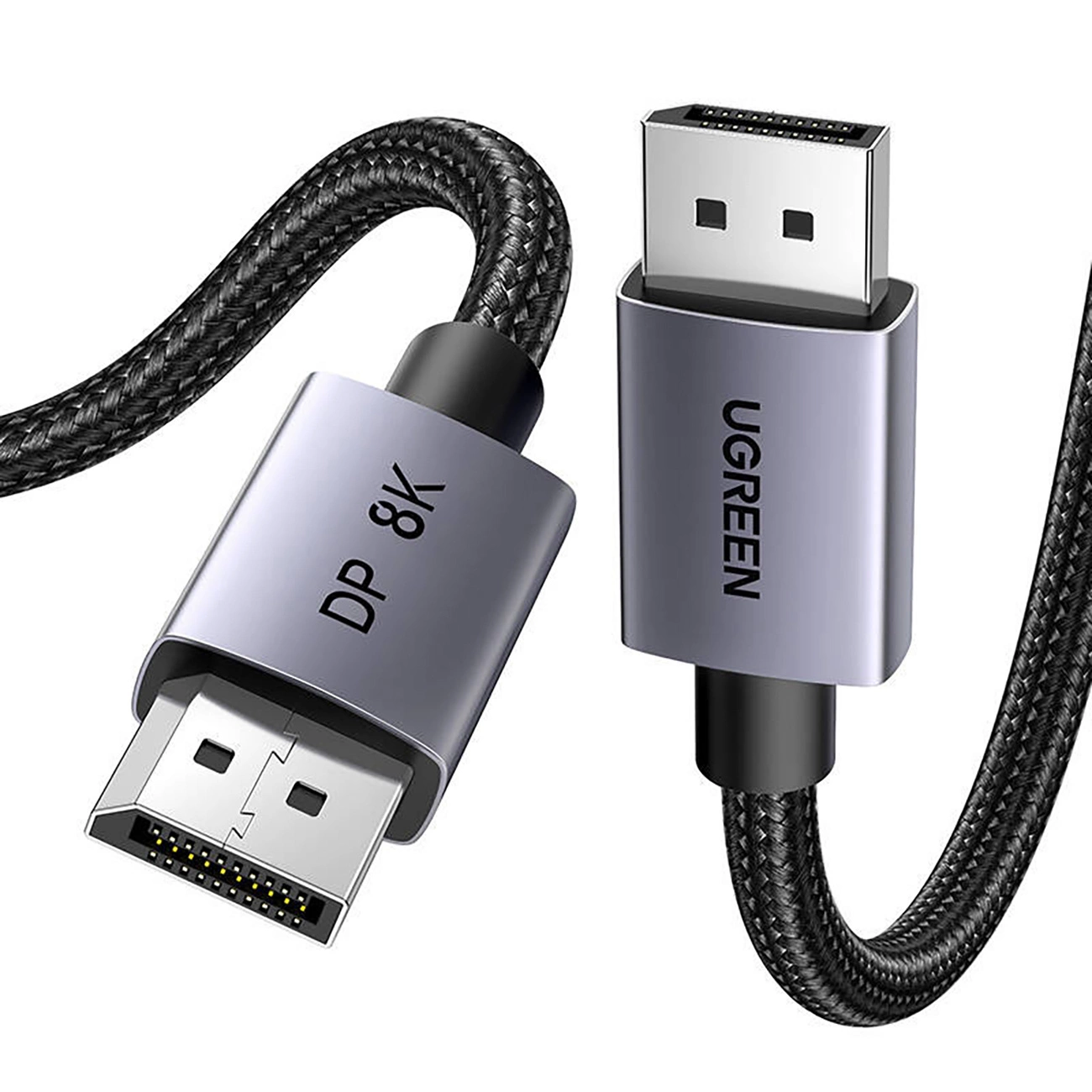 Due cavi DisplayPort DP 8K intrecciati Ugreen con connettori grigio metallizzato su sfondo bianco.