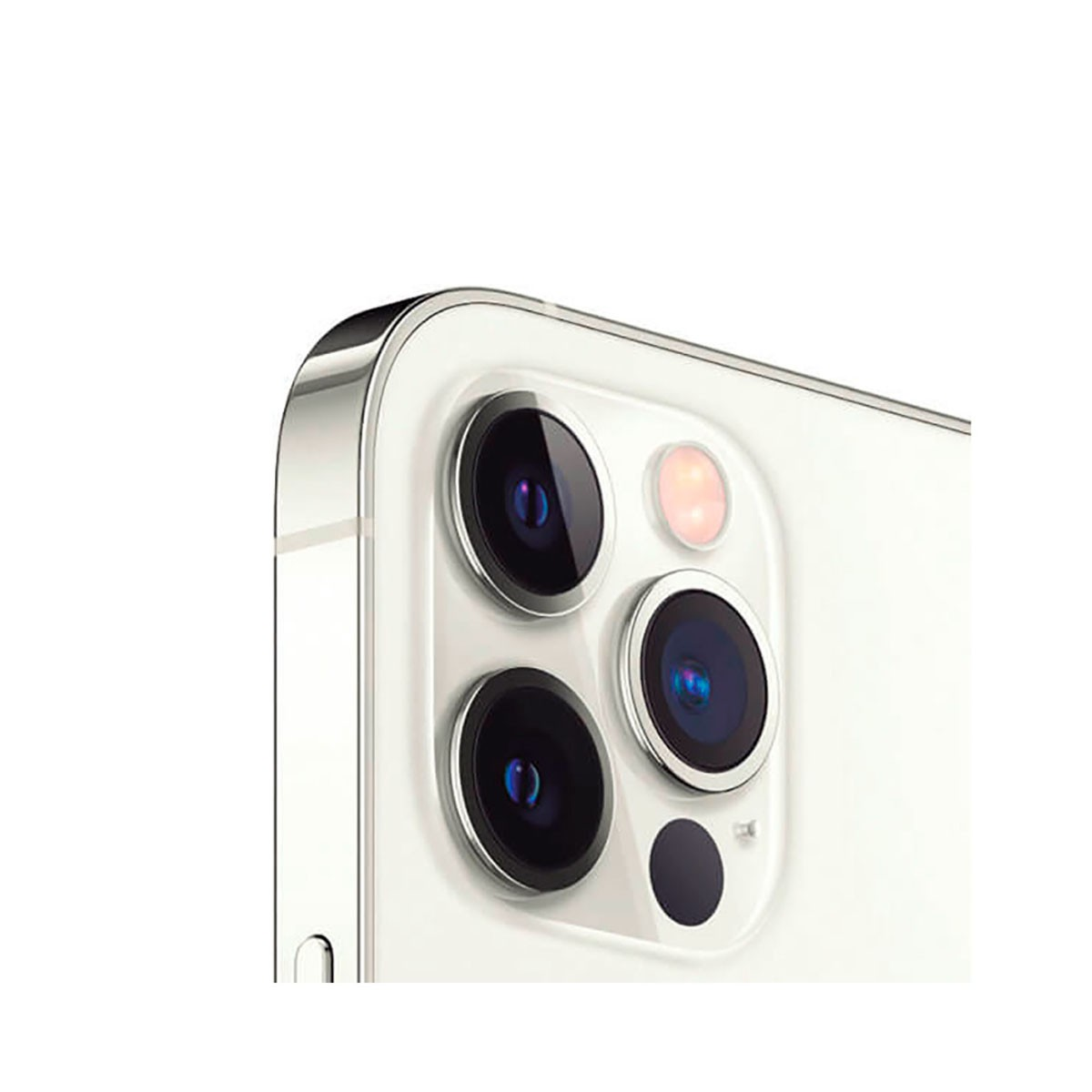 Primo piano della tripla fotocamera e del flash sul retro di uno smartphone bianco.