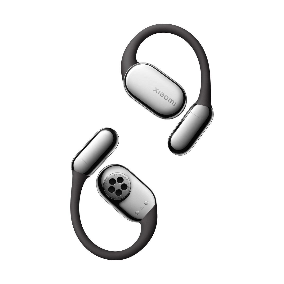 Dwa czarne słuchawki otwarte ze srebrnymi akcentami i logo Xiaomi na białym tle.