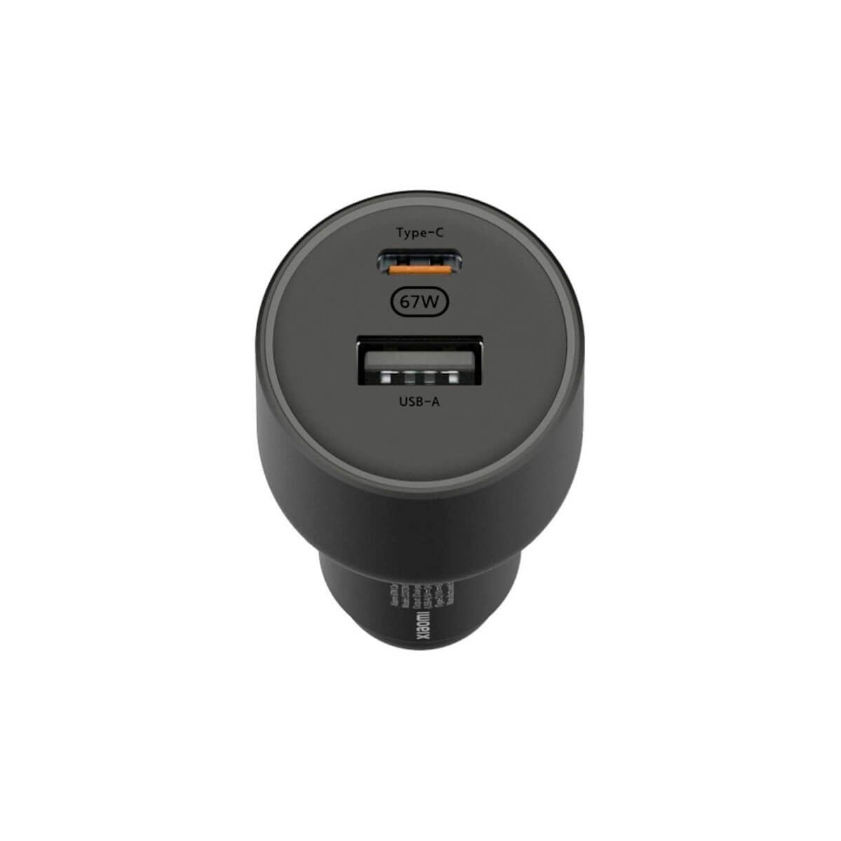 Un caricabatterie per auto Xiaomi nero con una porta USB-C e una USB-A su sfondo bianco.