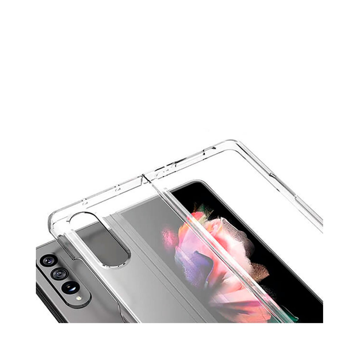 Una custodia protettiva in plastica trasparente è posizionata su uno smartphone grigio pieghevole con tre fotocamere posteriori.
