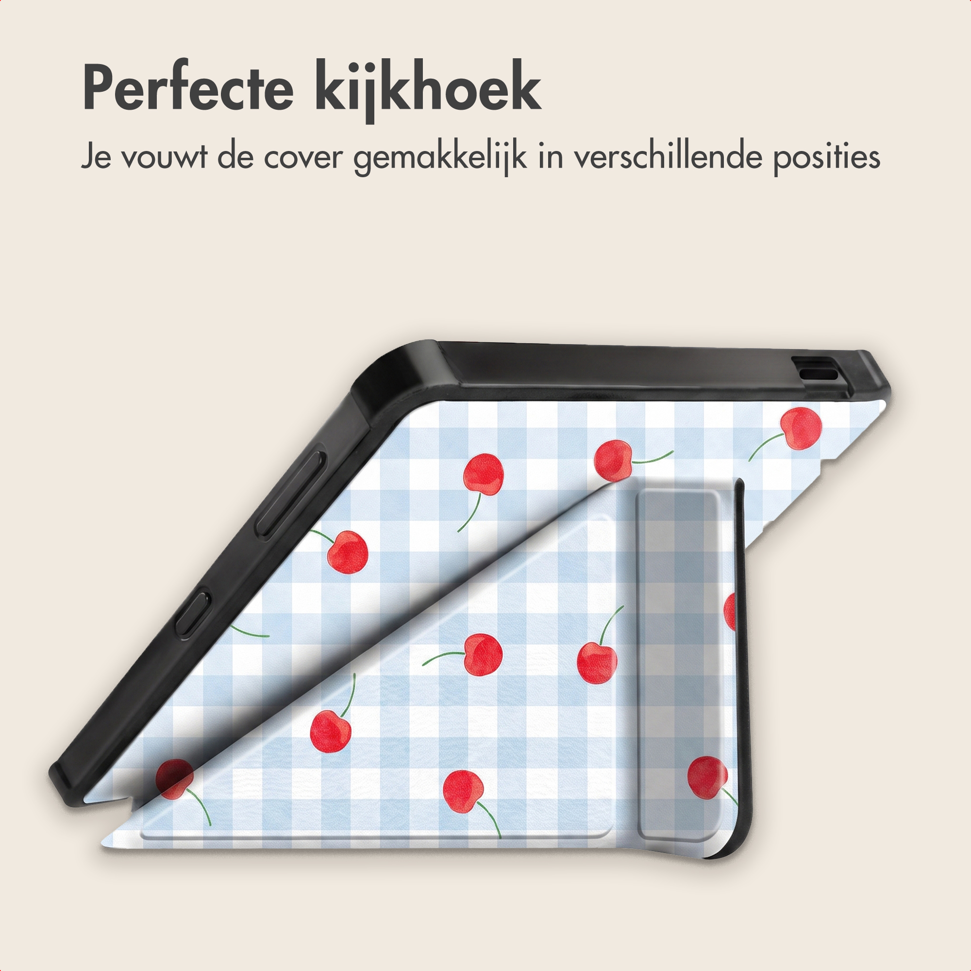 Tablet in blauw geruite hoes met kersenpatroon, opgesteld als stand met tekst erboven.