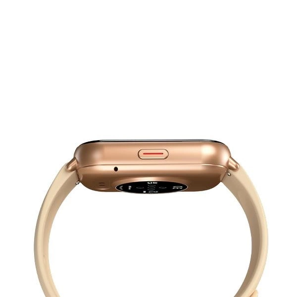 Złoty smartwatch z beżowym paskiem, widoczny z boku z przyciskiem i czujnikami na białym tle.