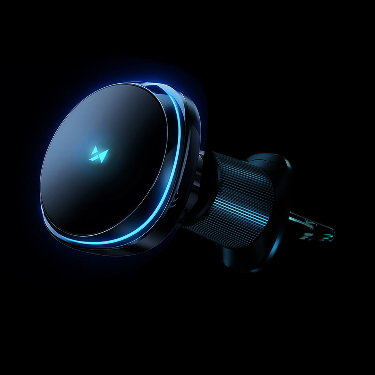 Un support de téléphone de voiture noir avec lumière bleue sur fond noir.