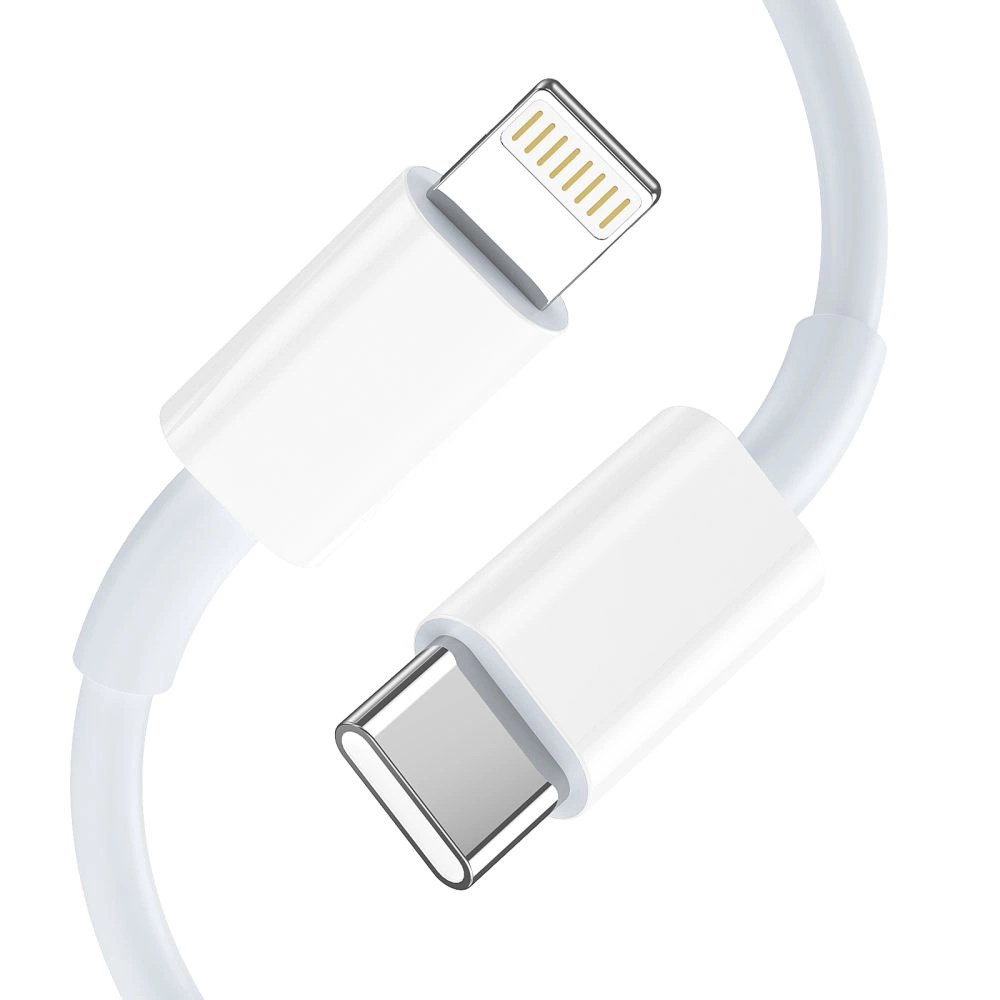 Un câble blanc USB-C vers Lightning avec des connecteurs argentés sur fond blanc.