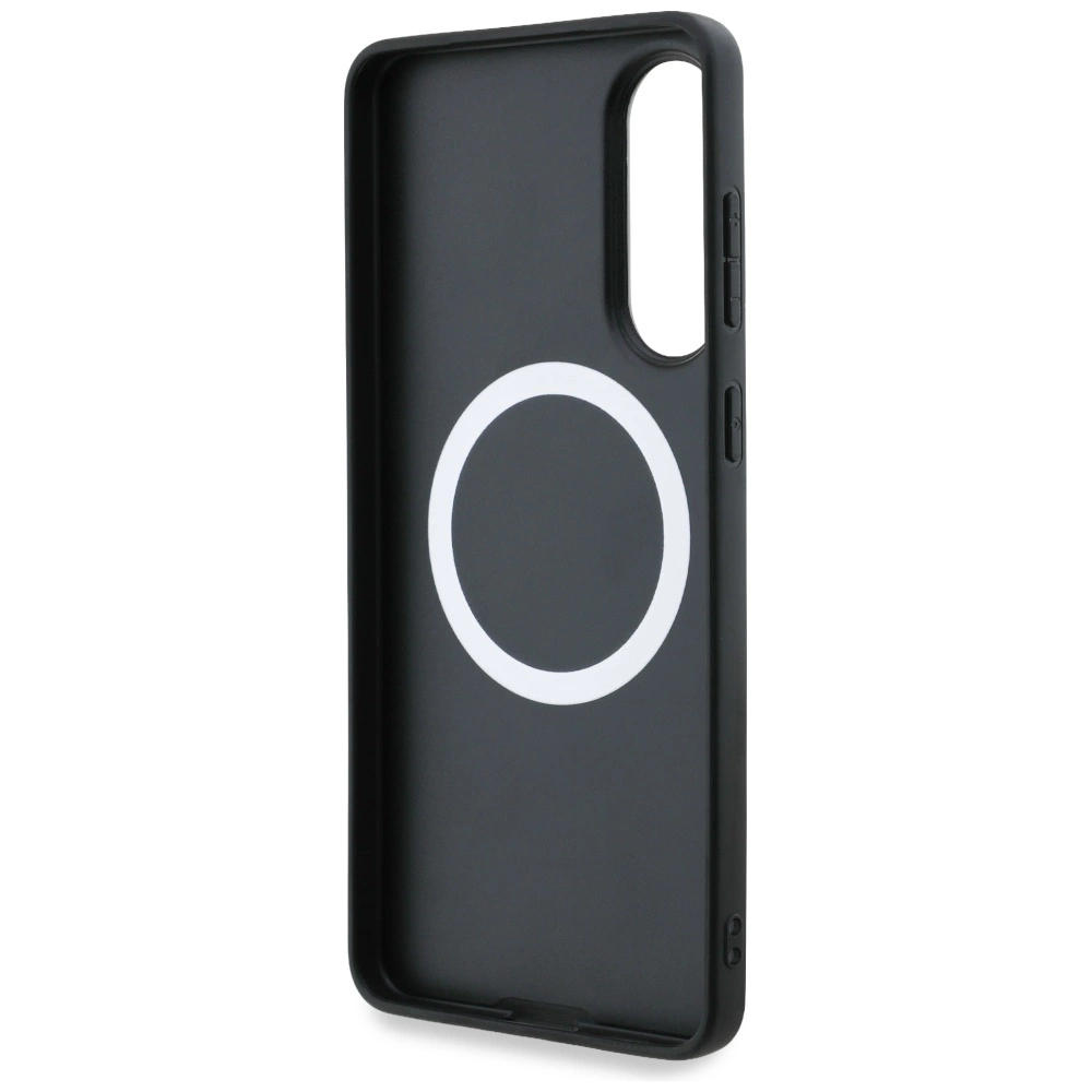 Una custodia nera per smartphone con un anello magnetico bianco sul pannello interno su sfondo bianco.
