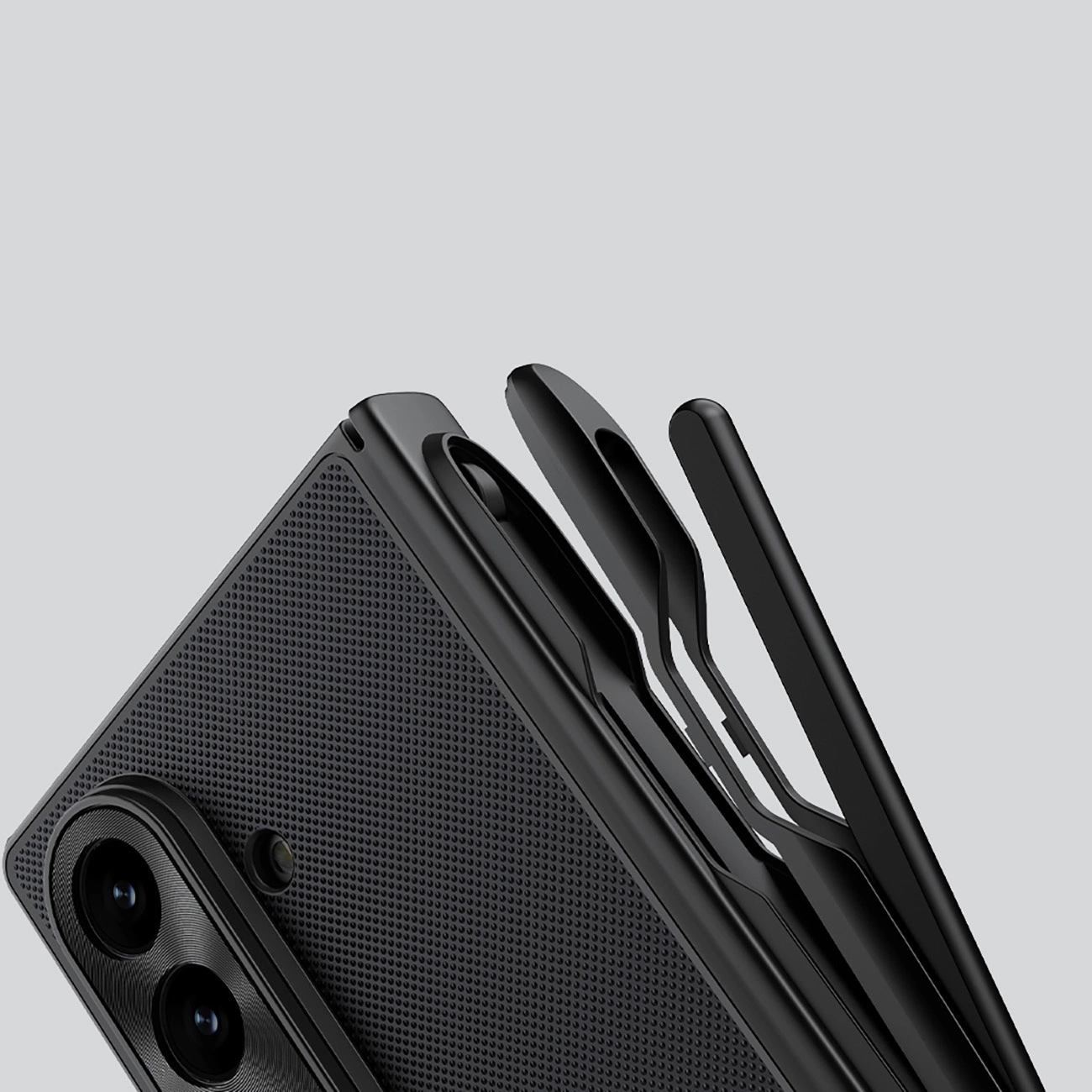 Schwarze Smartphone-Hülle mit Kamera und abnehmbaren Ständern.