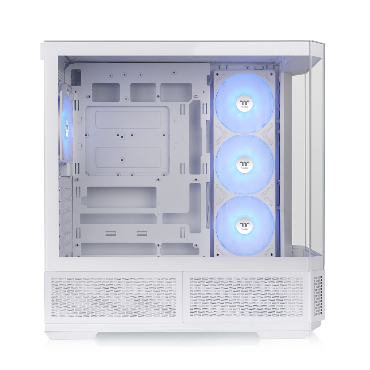 Un case per PC bianco con tre ventole blu luminose a destra e una a sinistra, su sfondo neutro.