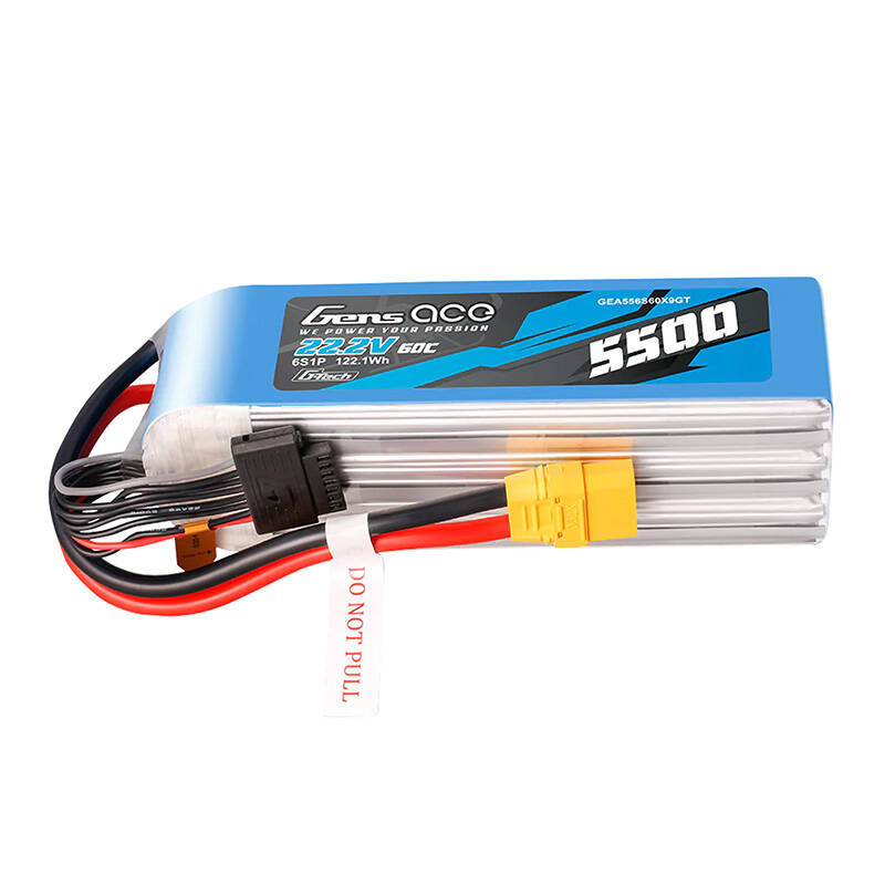 Batteria LiPo Gens Ace blu con connettori ed etichetta su fondo bianco.