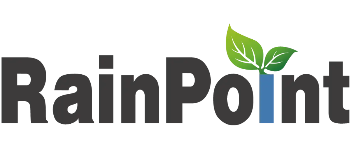 Logo przedstawia szary napis RainPoint z dwoma zielonymi liśćmi wyrastającymi z niebieskiej litery i.