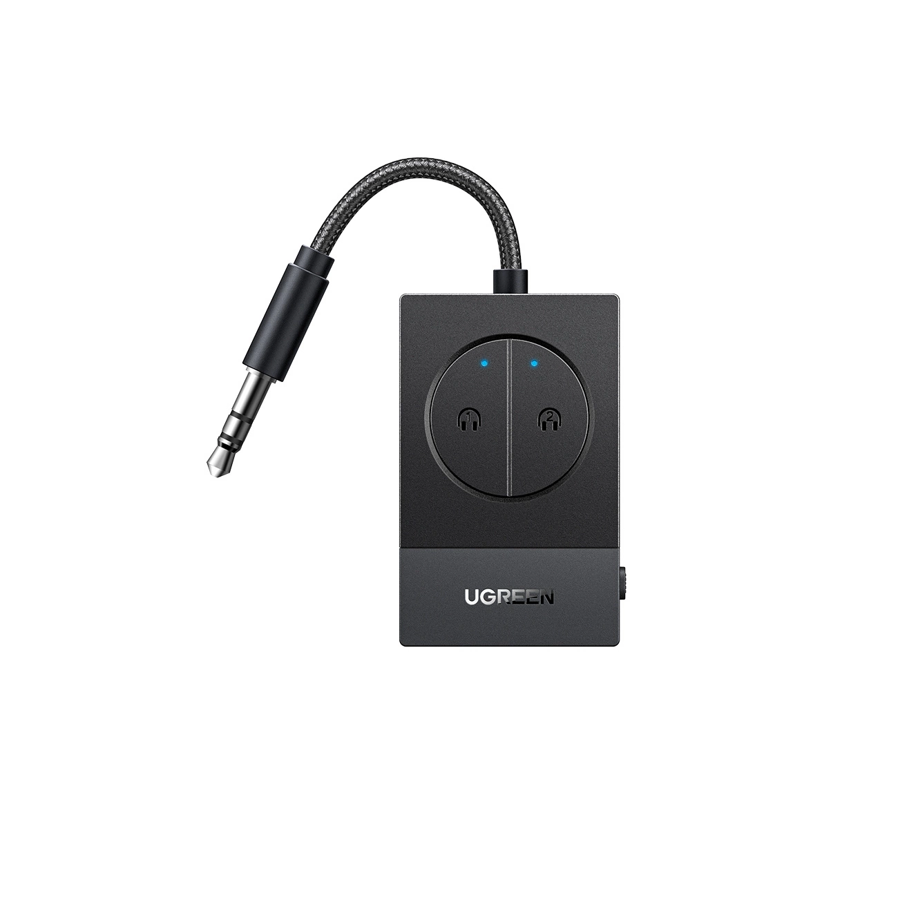 Uno sdoppiatore audio Ugreen nero con cavo intrecciato e jack da 3,5 mm su sfondo bianco.