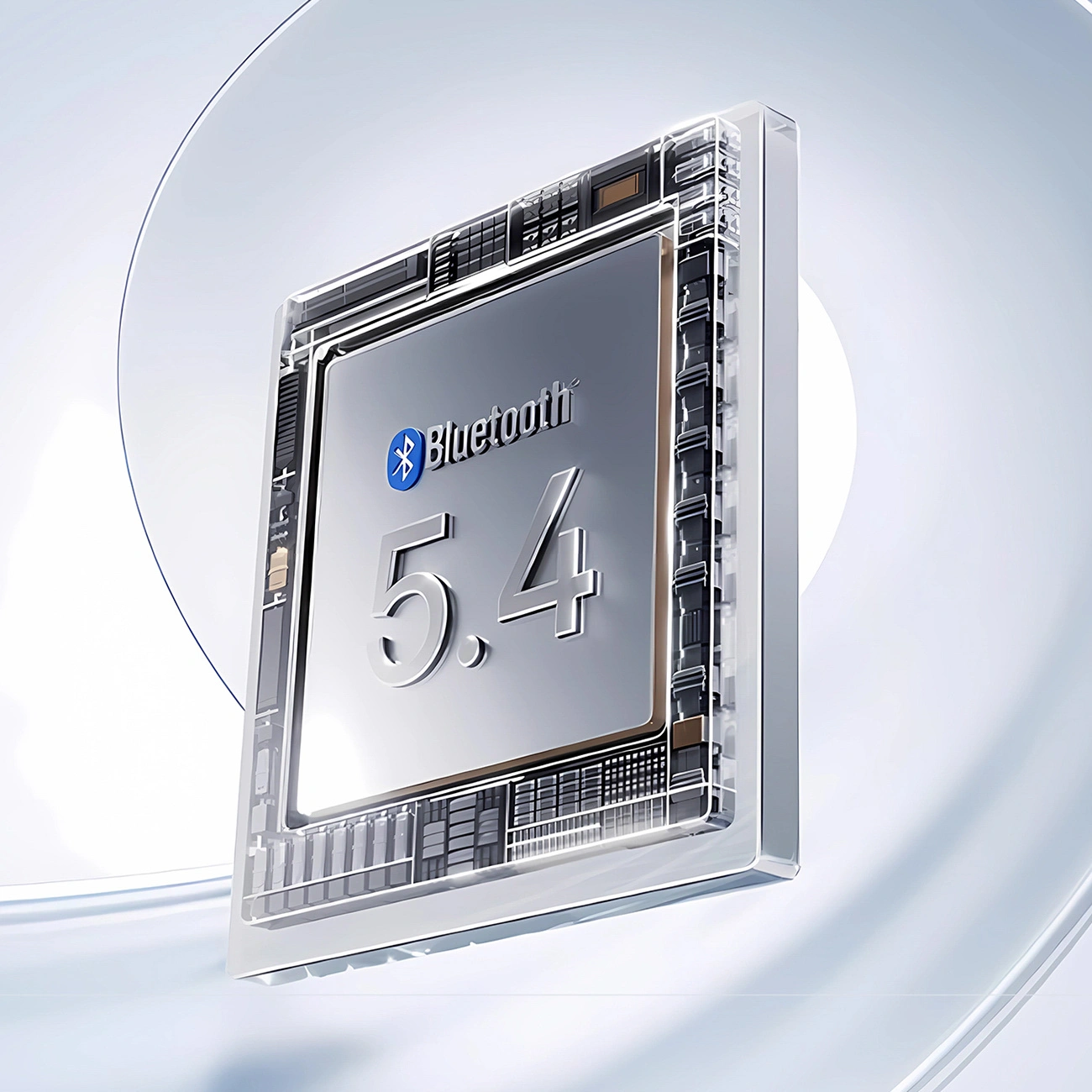 Un chip lucido con la scritta Bluetooth 5.4 su uno sfondo chiaro e curvo.