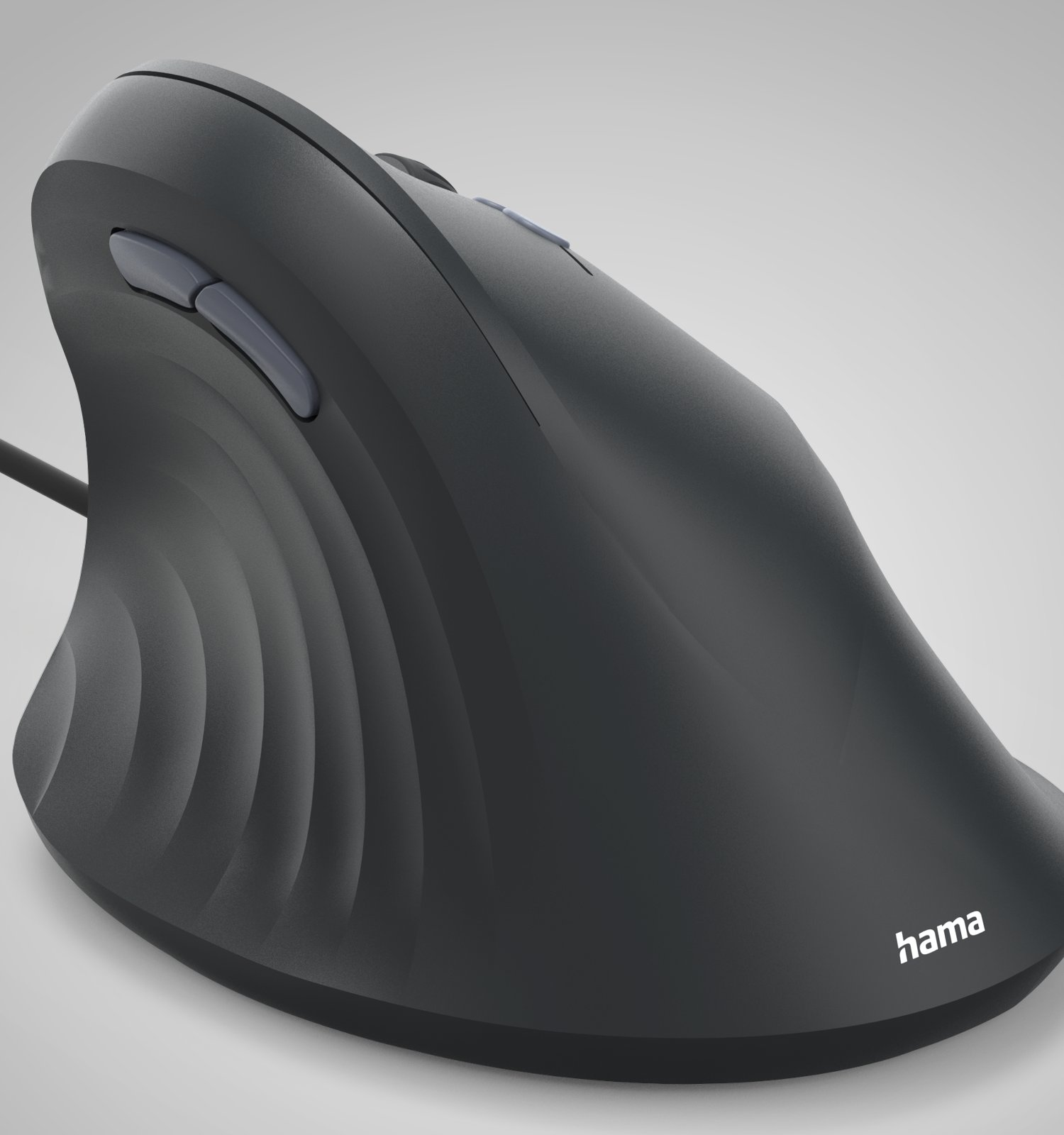 Un mouse per computer nero ergonomico Hama con pulsanti su sfondo grigio.
