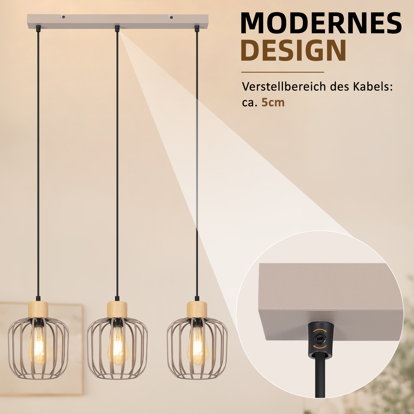 Moderne dreiflammige Pendelleuchte mit Schirmkugeln und verstellbaren schwarzen Kabeln vor hellen Hintergrund.