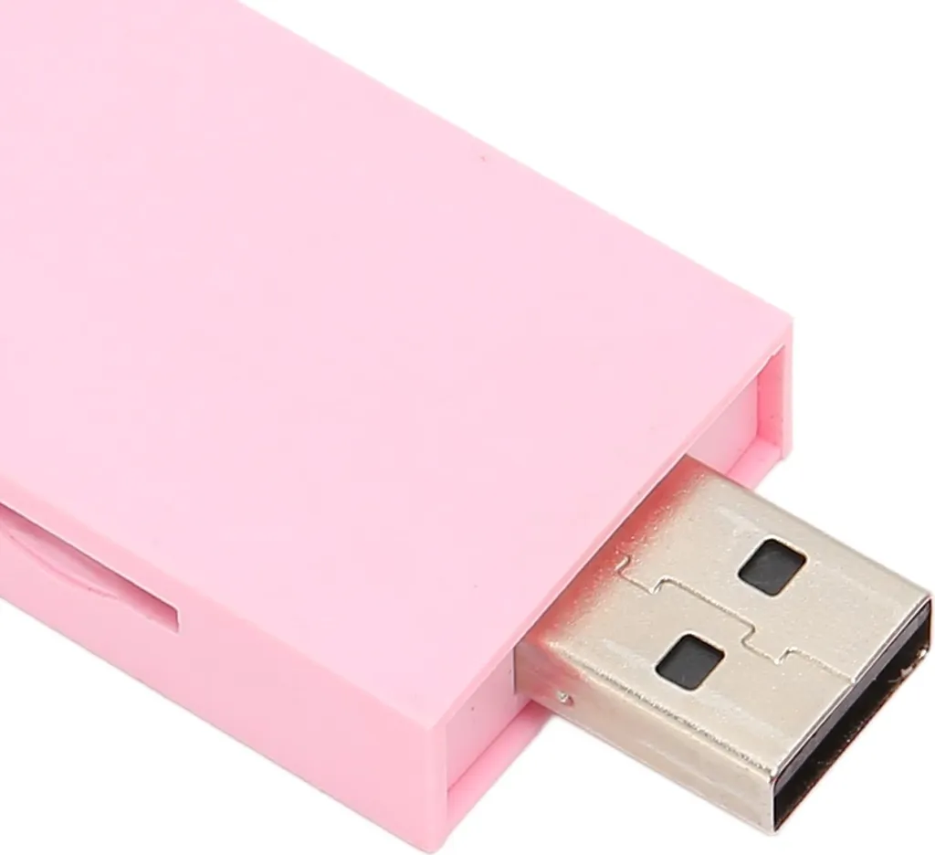 Ein rosa USB-Kartenleser auf weißem Hintergrund.